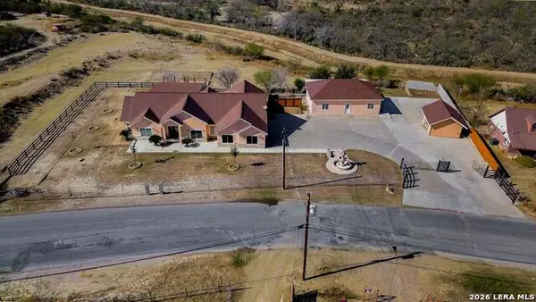 1182 Wagon Wheel Road, Eagle Pass, TX 78852