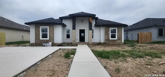 3278 Ethel Dr., Eagle Pass, TX 78852 - #2