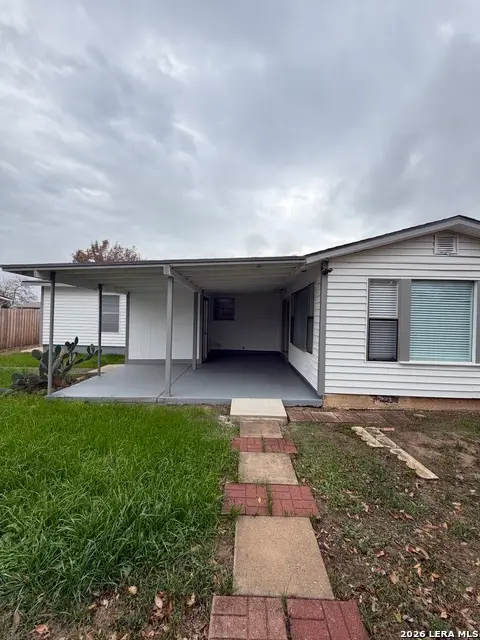 3323 Lasses, San Antonio, TX 78223