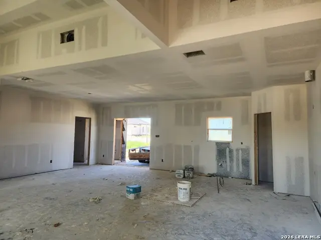 3194 Ethel Dr., Eagle Pass, TX 78852 - #2