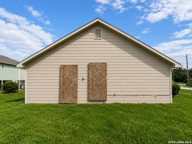 480 Fletcher St, Beaumont, TX 77703 - #2