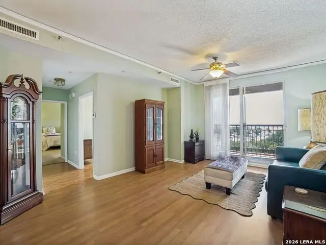 1 Towers Park Lane #915, San Antonio, TX 78209 - #1