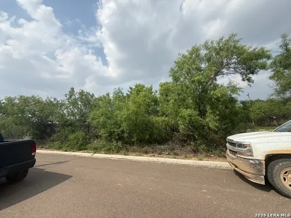 1711 Matamoros, Cotulla, TX 78014