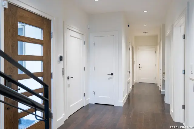 215 Annie #UNIT E, San Antonio, TX 78212 - #3