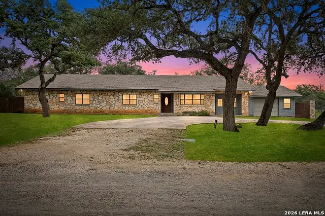 165 Settlers Cir, Bandera, TX 78003 - #1