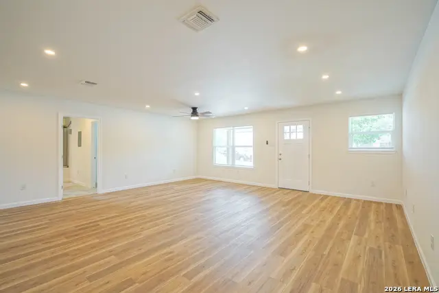 8022 Hobble St, San Antonio, TX 78227 - #3