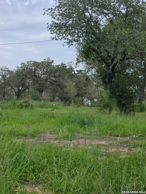 300 Camelot Ln, San Antonio, TX 78264 - #3
