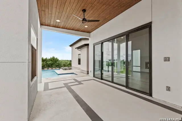 1347 Bordeaux Ln, New Braunfels, TX 78132 - #2