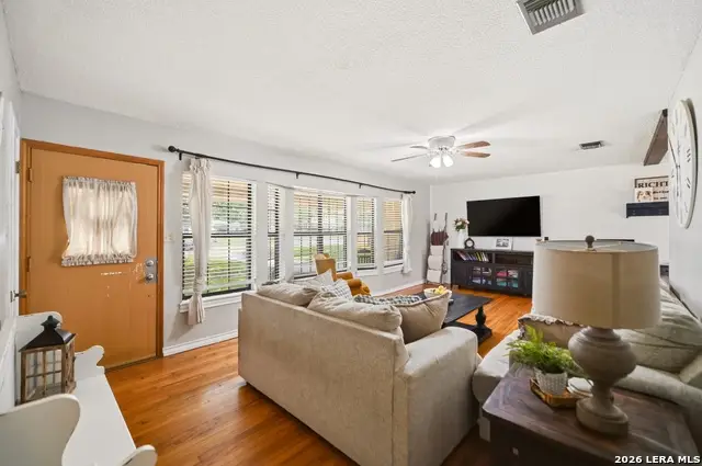 301 Avenue A, Converse, TX 78109 - #2