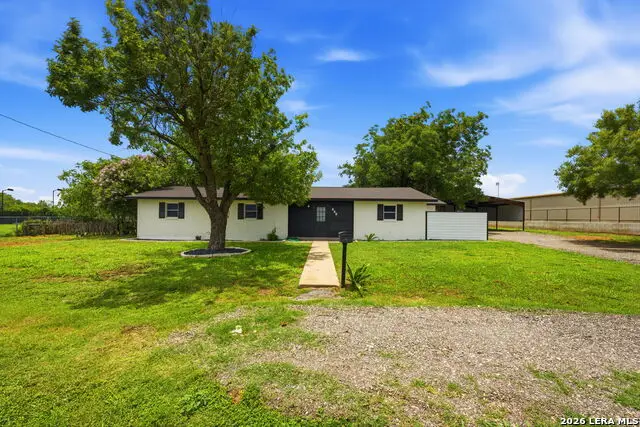 208 S State Highway 16, Jourdanton, TX 78026 - #1