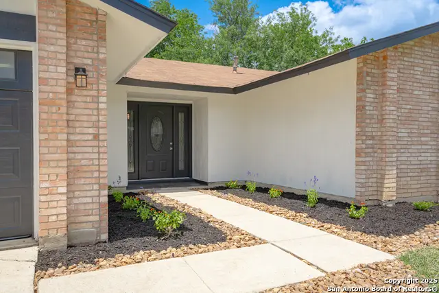 6131 Windbrooke St, San Antonio, TX 78249 - #3