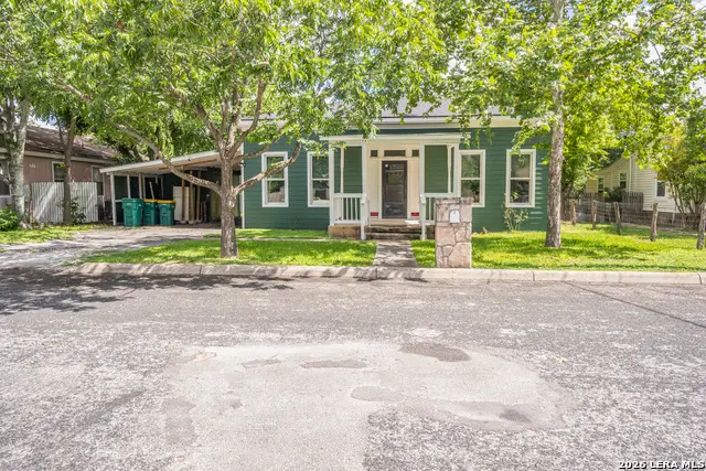 114 Short St, Boerne, TX 78006 - #1