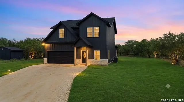 111 County Road 2660, Devine, TX 78016 - #1