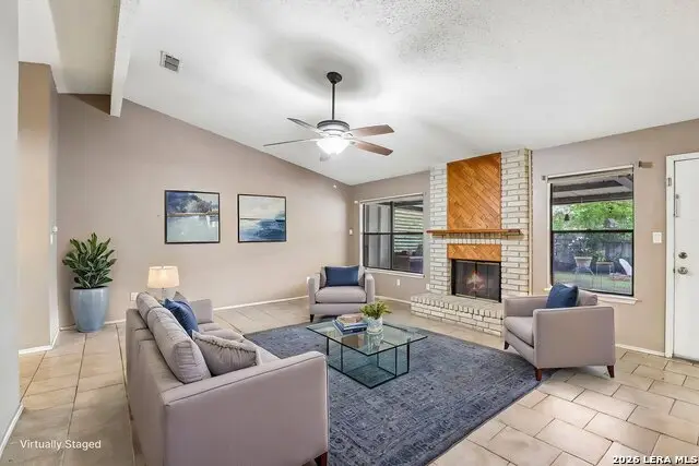 7111 Bart Hollow Dr, San Antonio, TX 78250 - #2
