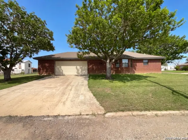 1014 Avenue I, Poteet, TX 78065 - #2