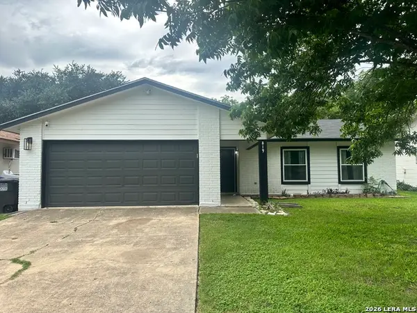 819 Big Sky Dr, San Antonio, TX 78245