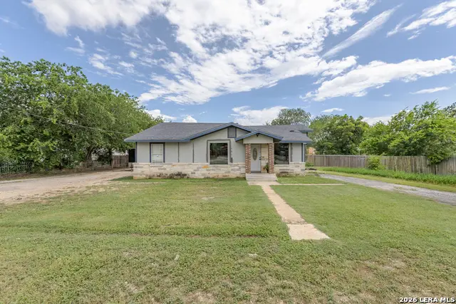 170 Dorsey St, San Antonio, TX 78221 - #1