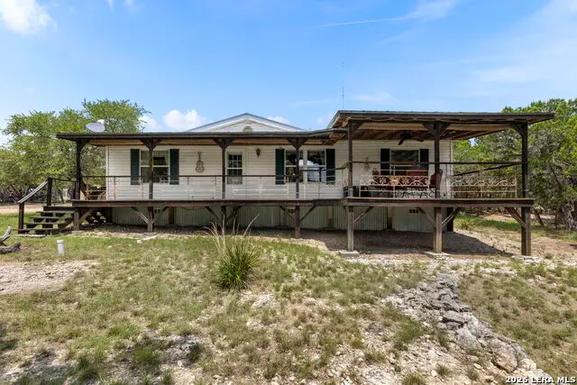 1522 Forest Trail Dr, Bandera, TX 78003 - #2
