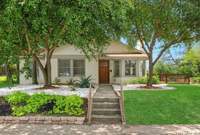 440 W Lynwood, San Antonio, TX 78212 - #1