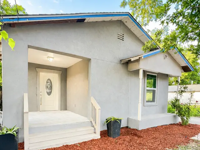 839 Jean St, San Antonio, TX 78207 - #2
