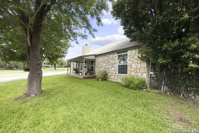 139 Eickenroht Rd, Ingram, TX 78025 - #2