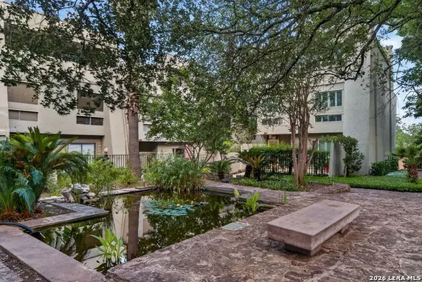 3102 Eisenhauer Rd #D 28, San Antonio, TX 78209