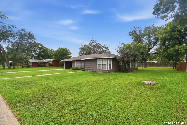 812 Cherry, Uvalde, TX 78801 - #2
