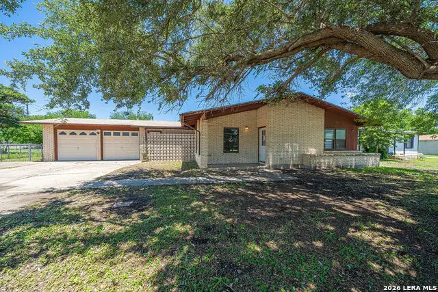909 Houston, Castroville, TX 78009 - #2