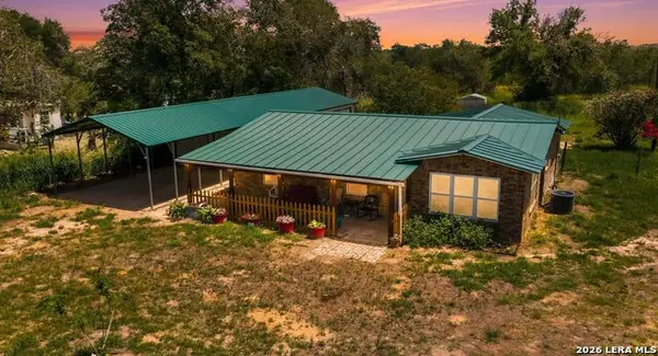 305 Waycross Rd, San Antonio, TX 78264