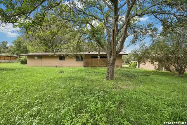 6647 Stonykirk Rd, San Antonio, TX 78240 - #3