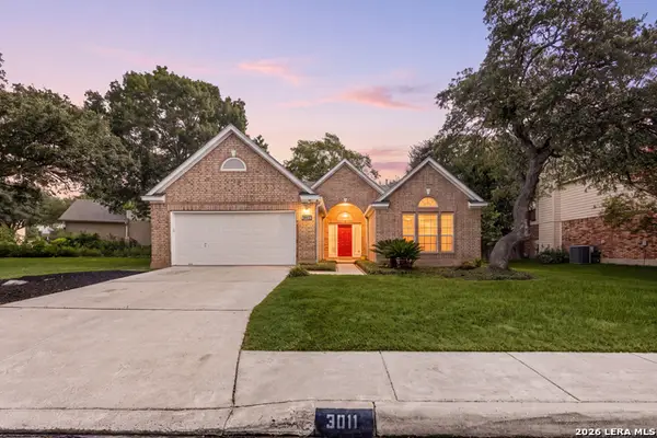3011 Fall Crest Dr, San Antonio, TX 78247
