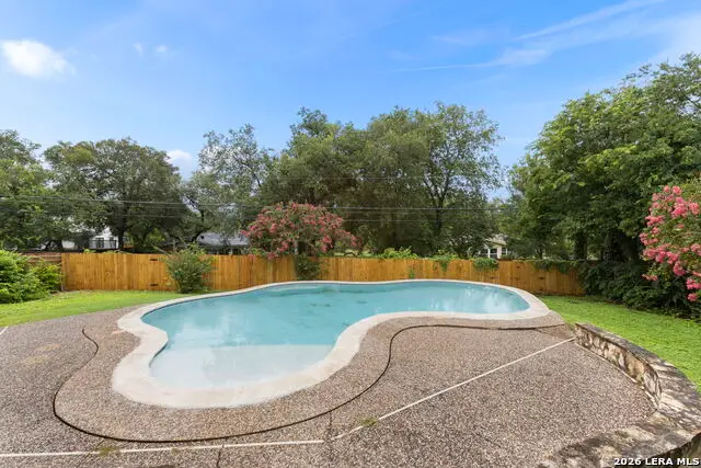 117 Bryker Dr, Terrell Hills, TX 78209 - #2