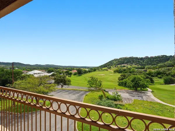 20 Tapatio Dr E #205, Boerne, TX 78006