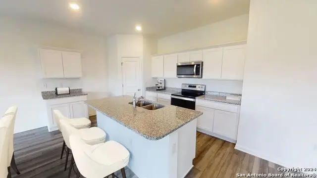 7711 Fox Crossing, San Antonio, TX 78252 - #3