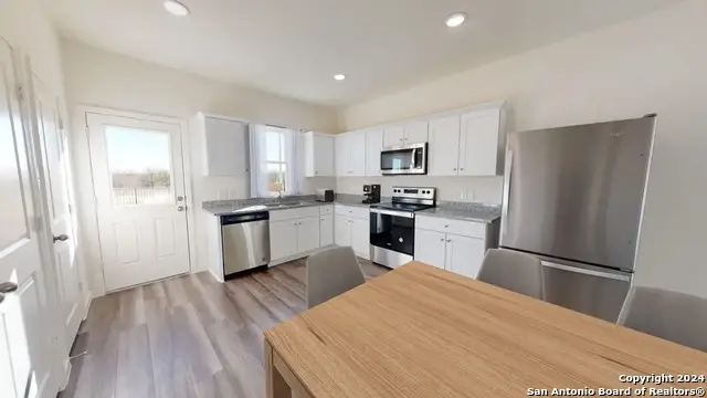 907 Dankworth, San Antonio, TX 78221 - #2