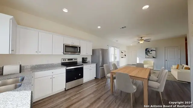 907 Dankworth, San Antonio, TX 78221 - #3