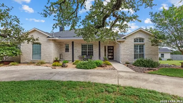 216 Lone Mtn, New Braunfels, TX 78132 - #1