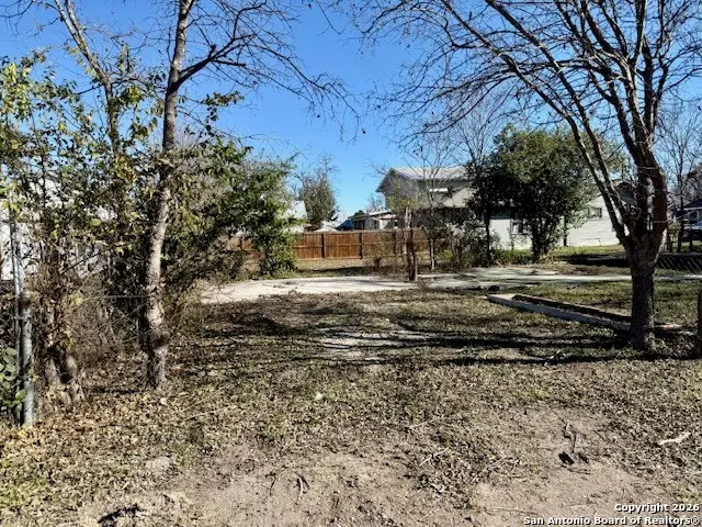 106 Gibson, San Antonio, TX 78202 - #2