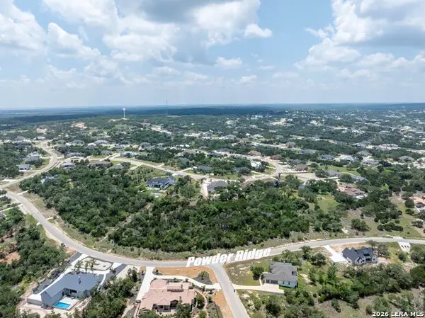 1235 Powder Ridge Rd, New Braunfels, TX 78132