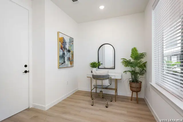 719 E Locust #3110, San Antonio, TX 78212 - #2