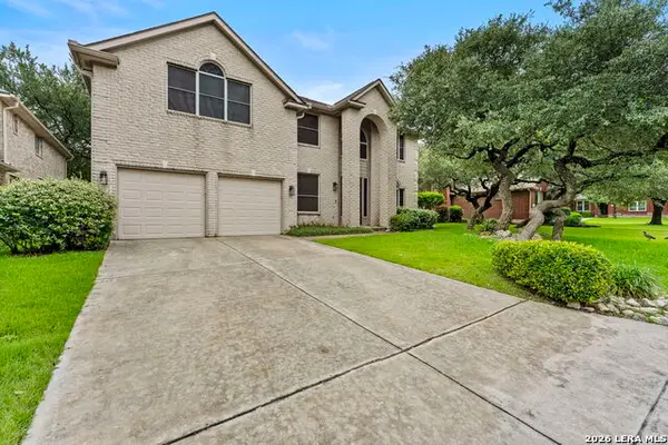 906 Elkins Lk, San Antonio, TX 78260