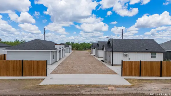 221 Dub Dr, Eagle Pass, TX 78852