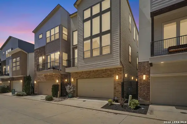 3831 Harry Wurzbach Rd 4, San Antonio, TX 78209