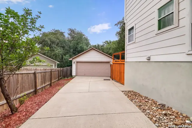 8811 Pavilion Pl, San Antonio, TX 78250 - #3