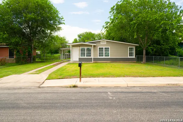 123 Knollwood Dr, San Antonio, TX 78227