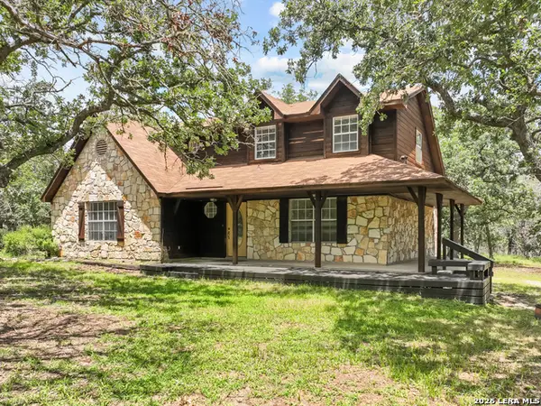 336 Lost Trail, La Vernia, TX 78121