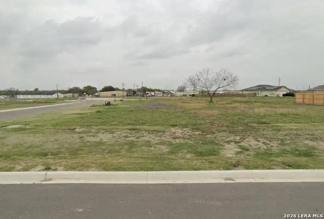 101 Albion Ct, Poteet, TX 78065 - #3