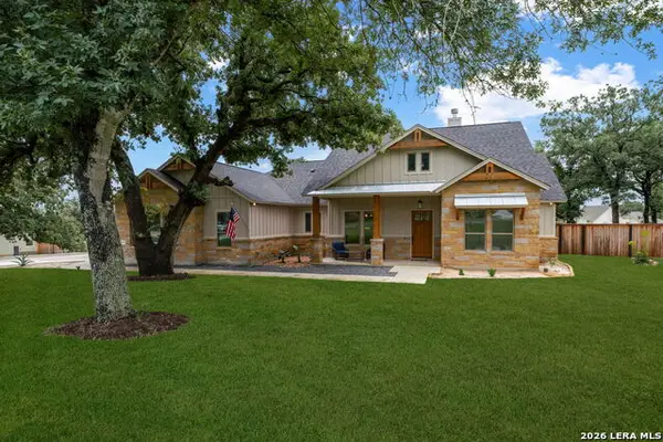 113 Hondo Vista, La Vernia, TX 78121