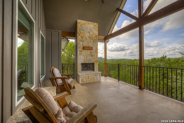 562 Toye Blvd, Canyon Lake, TX 78133