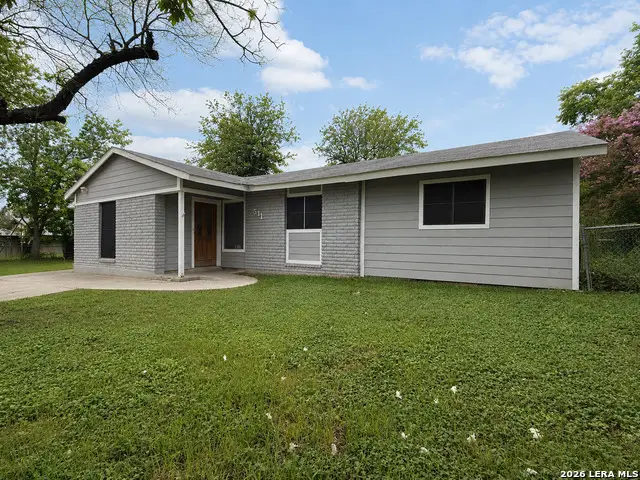 511 Barbuda St, San Antonio, TX 78227 - #2